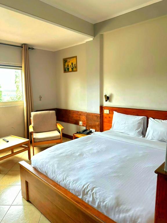 STANDARD ROOM - Image 5