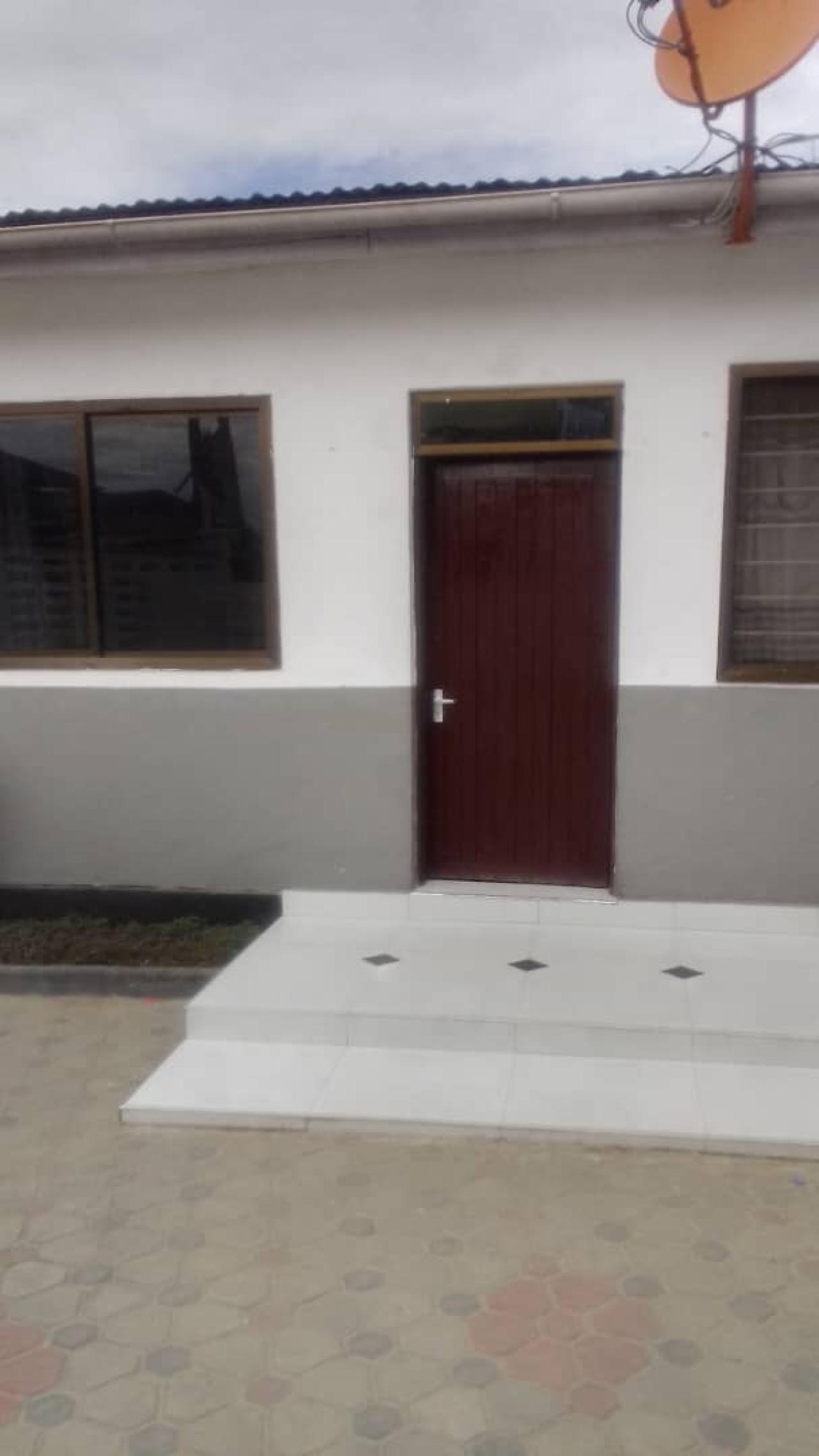 Cck Lala Salama Guest House