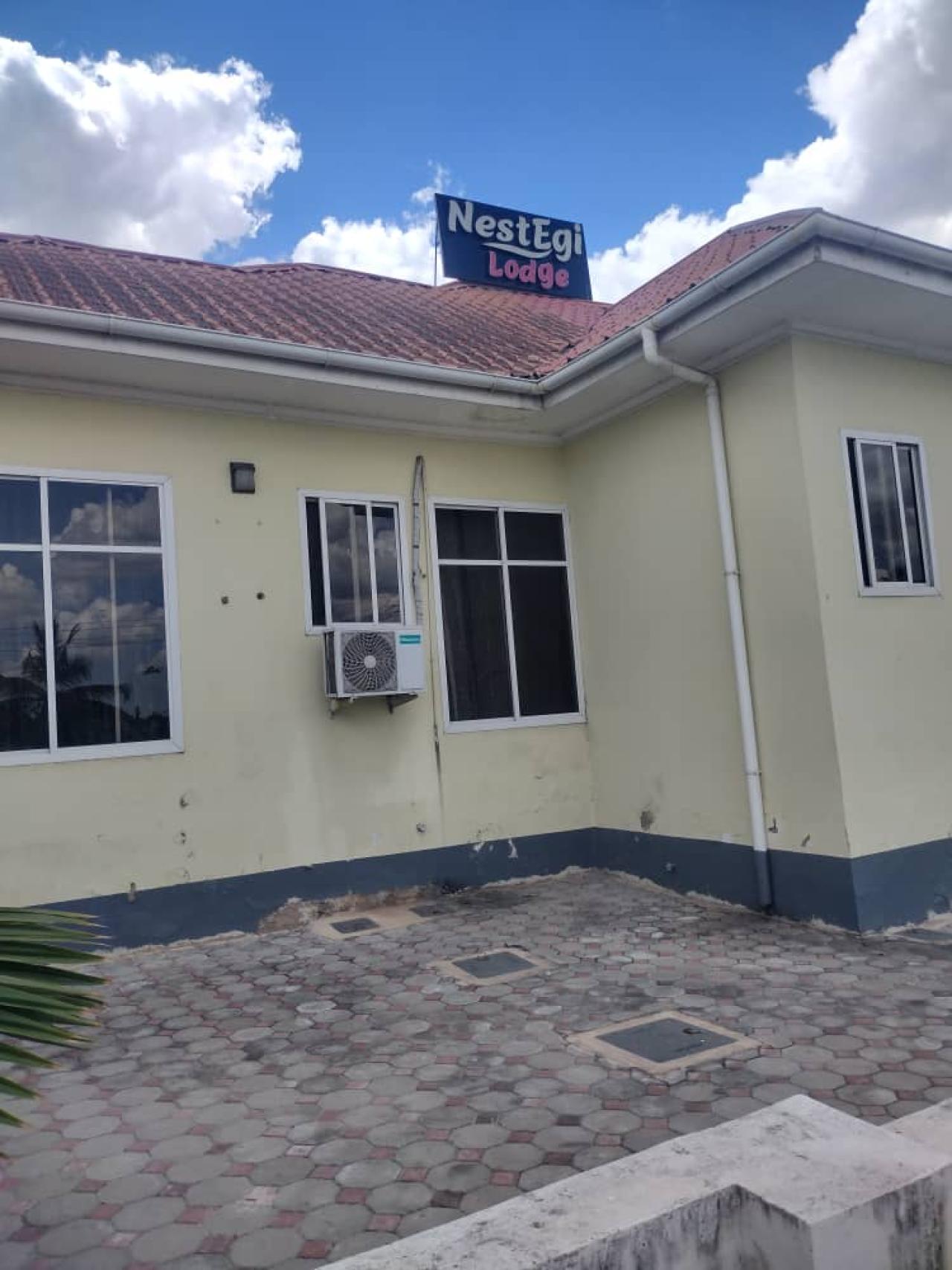 Nest Egi Lodge - Image 9